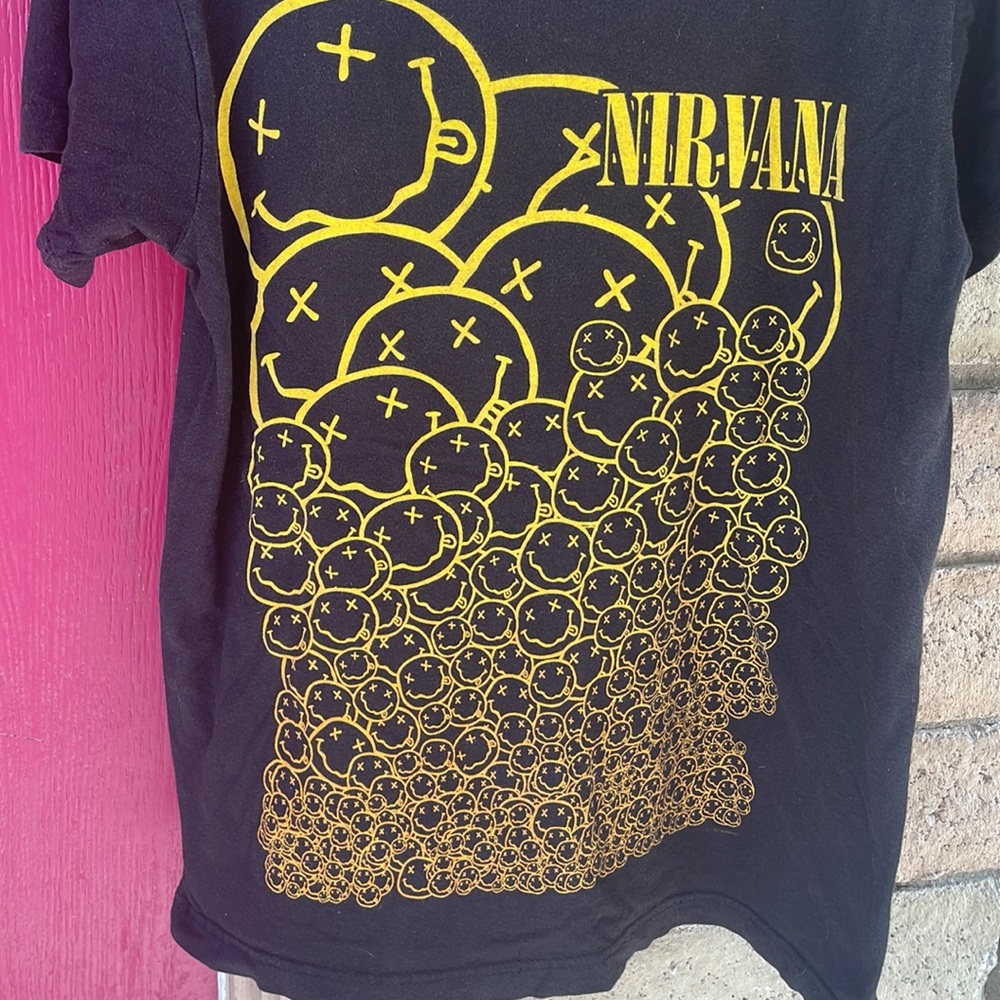 NIRVANA. - Picture 2 of 5
